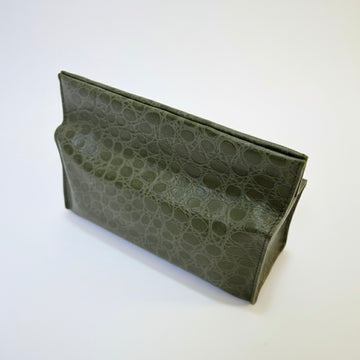 QuiteSimple Leather Case- Antique Olive