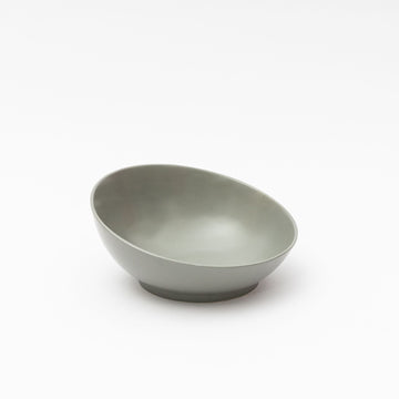 Beveled Rim Serving Bowl